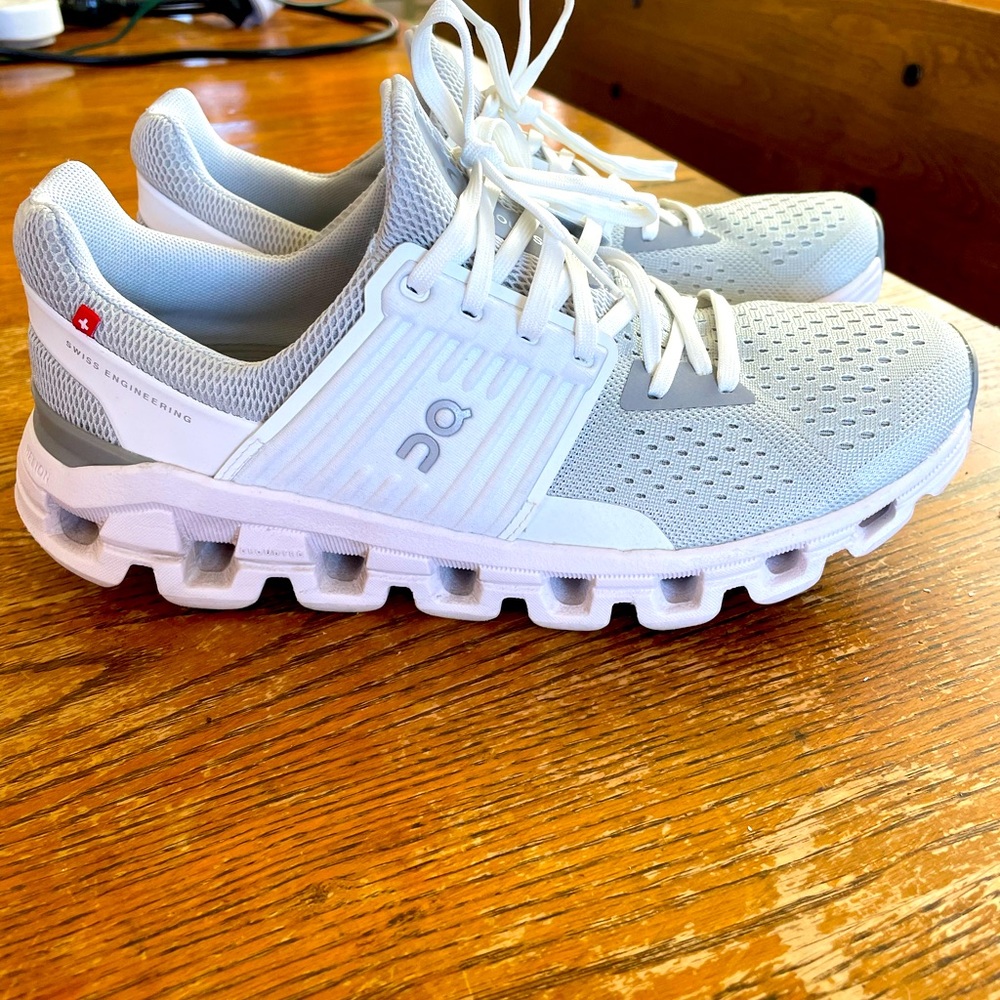 OC On Running Womens size 8